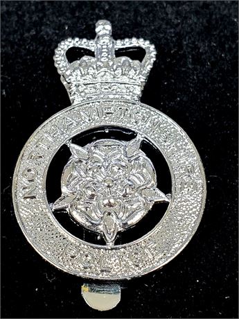 UK Northamptonshire Police Hat Badge