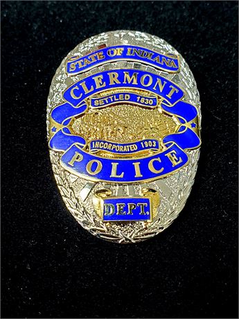 Clermont Indiana Police Hat Badge - Gold & Silver
