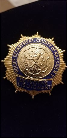 Nassau County  New York Police Department Detective Lieutenant Shield