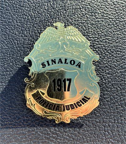 SINALOA STATE JUDICIAL POLICE, Mexico Mexican POLICIA JUDICIAL Breast Badge