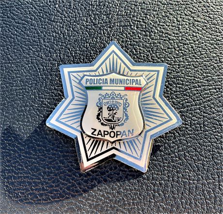 ZAPOPAN, JALISCO Mexican MEXICO Police POLICIA Breast Badge