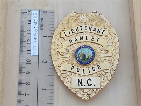 Lieutenant Hamlet Police NC Badge w/ Lt. Bars