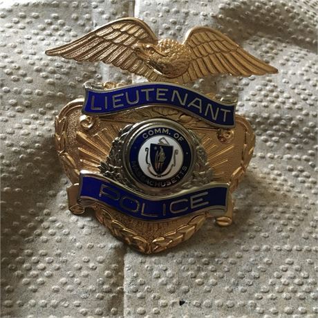 Lieutenant Massachusetts Police two tone color Hat badge Blackinton