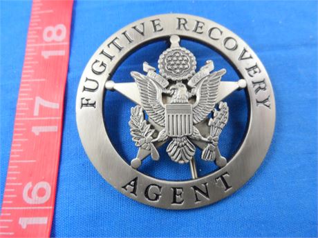 Fugitive Recovery Agent Badge 2-1/4" Silvertone, missing catch on back
