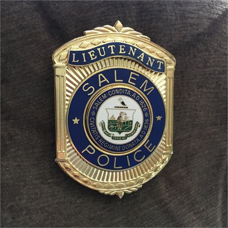 Salem Massachusetts Police Lieutenant Badge