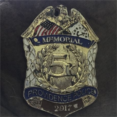 2017 Providence Rhode Island 5K Memorial Plaque Badge? / License Plate Topper?