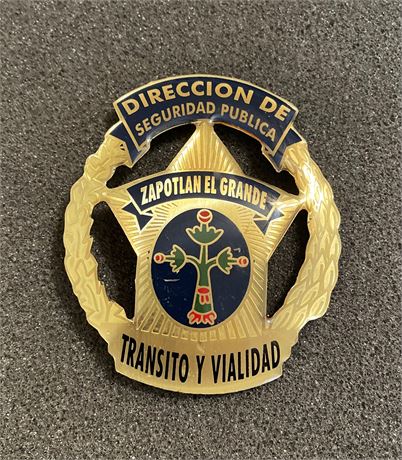 Older ZAPOTLAN EL GRANDE, Jalisco, Mexican Transito TRAFFIC POLICE Policia Badge
