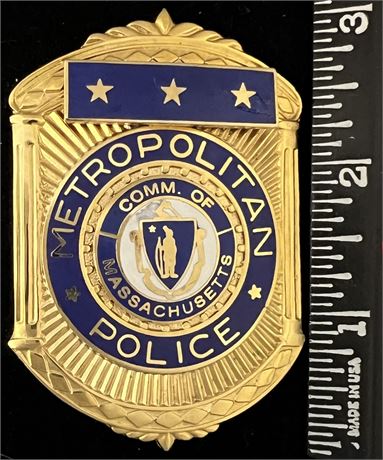 Metropolitan District Commission Police (MDC) Defunct badge