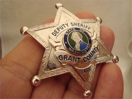 GRANT COUNTY WASHINGTON DEPUTY SHERIFF Badge