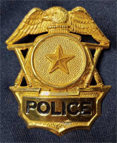 Police Hat Badge - Gold Tone