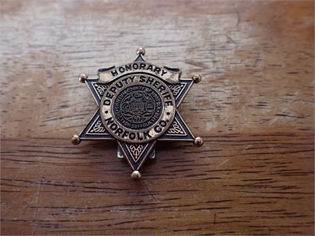 NORFOLK COUNTY MASSACHUSETTS HONOARY SHERIFF BADGE  BX 22