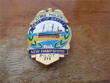 NEW HAMPSHIRE STATE POLICE PILOT BADGE  BX 21