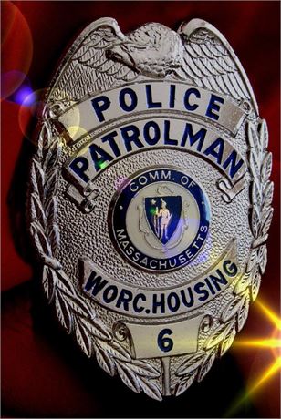 Police badge / Patrolman, Police Worc. Housing, Massechusetts / HM / SALE !