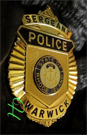 Police badge / Sergeant, Warwick Police, Rhode Island / SALE !