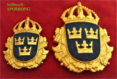 Swedish National Police, Svensk Polis / 2 x Original Cap badge / Sweden / SALE !