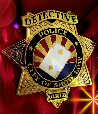 Police badge / Detective, City of Show Low Police, Arizona,  hallmark / SALE !!
