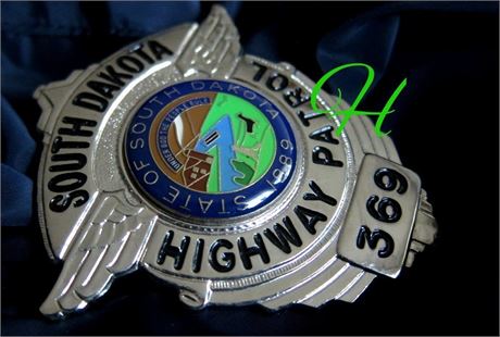 Police badge / Highway Patrol, State of South Dakota, hallmark