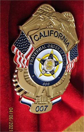 Fraternal Order Of Police, FOP, California / heavy badge !